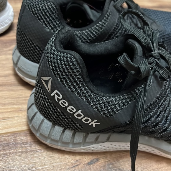 Reebok cross training shoe - Picture 4 of 7